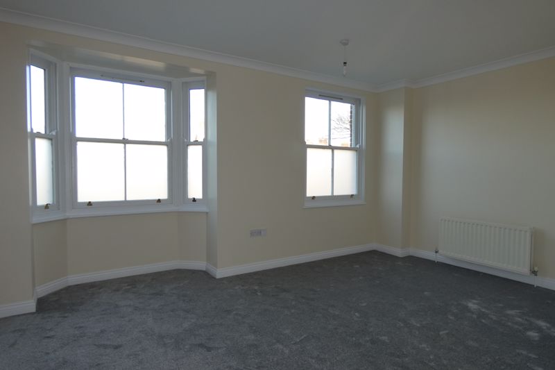 First Floor Lounge - click for photo gallery
